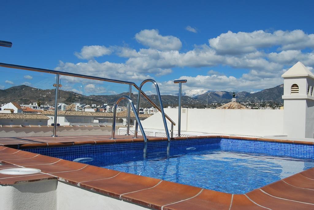 Apartamentos Plaza Nerja Εξωτερικό φωτογραφία