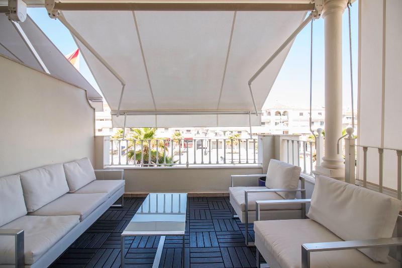 Apartamentos Plaza Nerja Εξωτερικό φωτογραφία